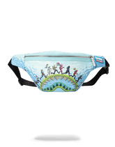 FORTNITE SHARK ROYALE! CROSSBODY