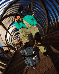 MIDNIGHT MAGIC SHARKS IN PARIS HARD SHELL CARRY-ON LUGGAGE