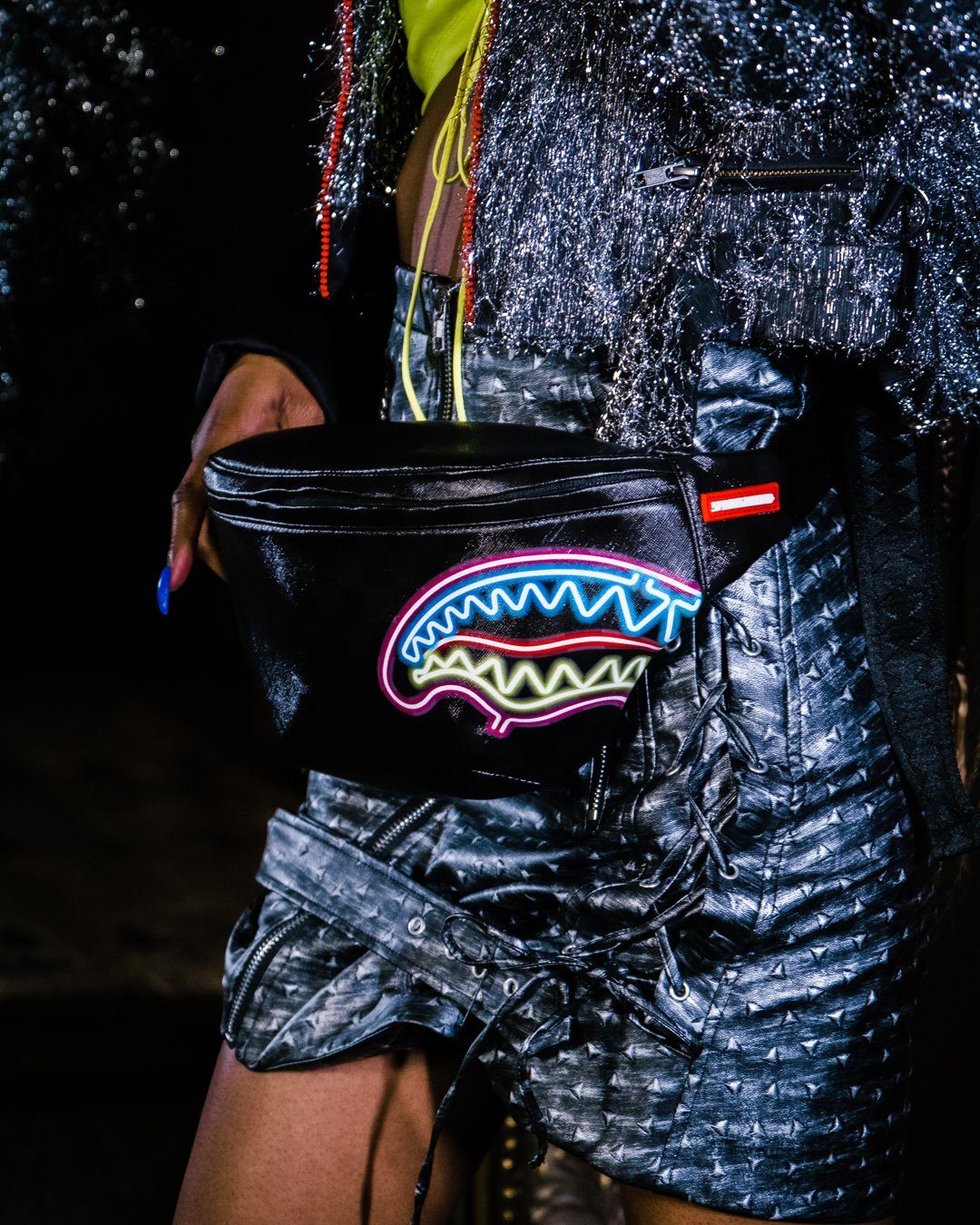 SHARKS IN PARIS GLOW SAVVY CROSSBODY