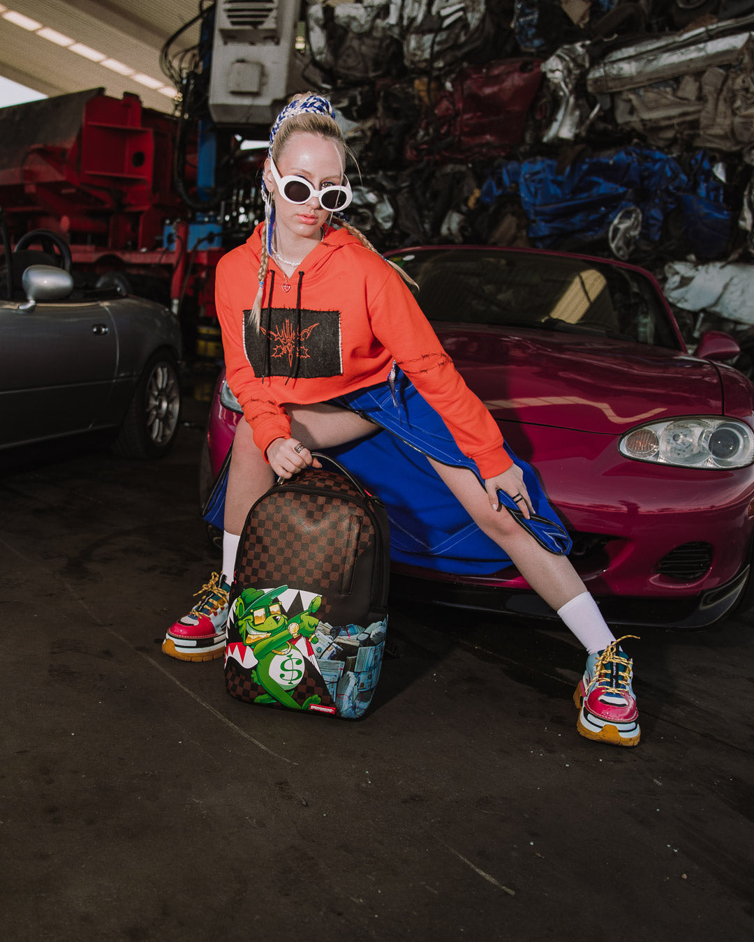 MONEY BEAR ALL WILL BE REVEALED BACKPACK (DLXV)