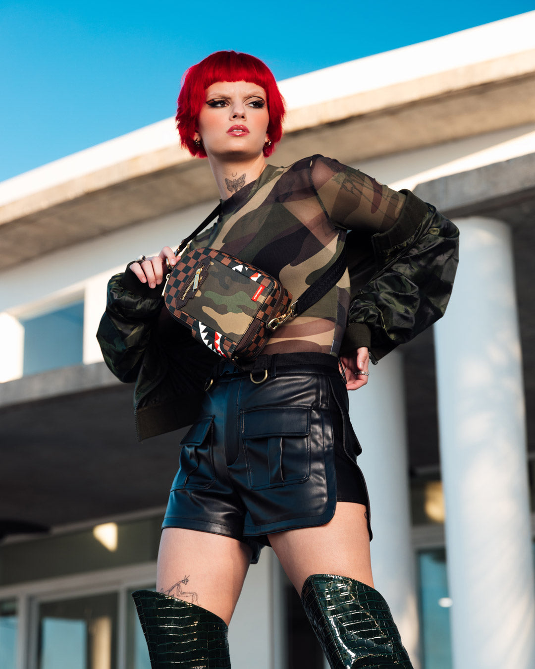 EXTERIOR GOLD ZIP POCKET SHARKS IN PARIS BACKPACK SLING