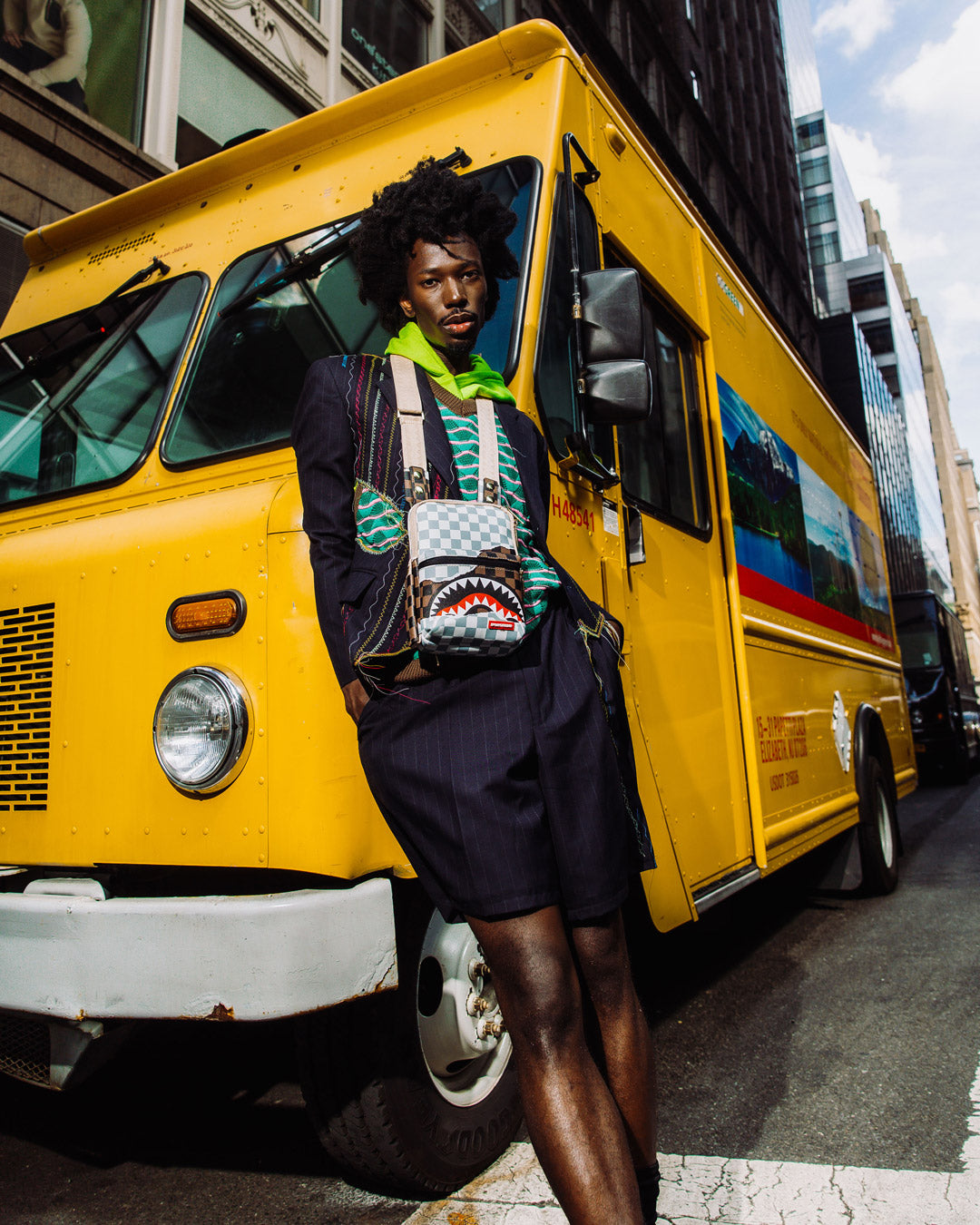 UNSTOPPABLE ENDEAVORS II MESSENGER SLING BAG