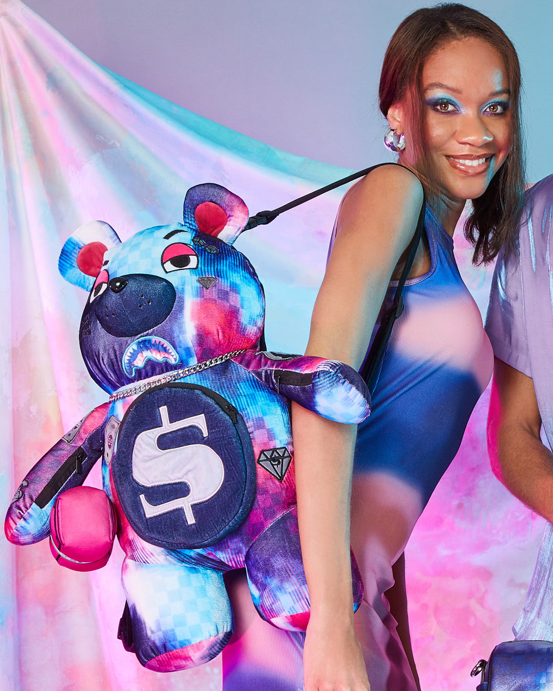 SHARKCLUB ELECTRONICA MONEYBEAR TEDDYBEAR BACKPACK