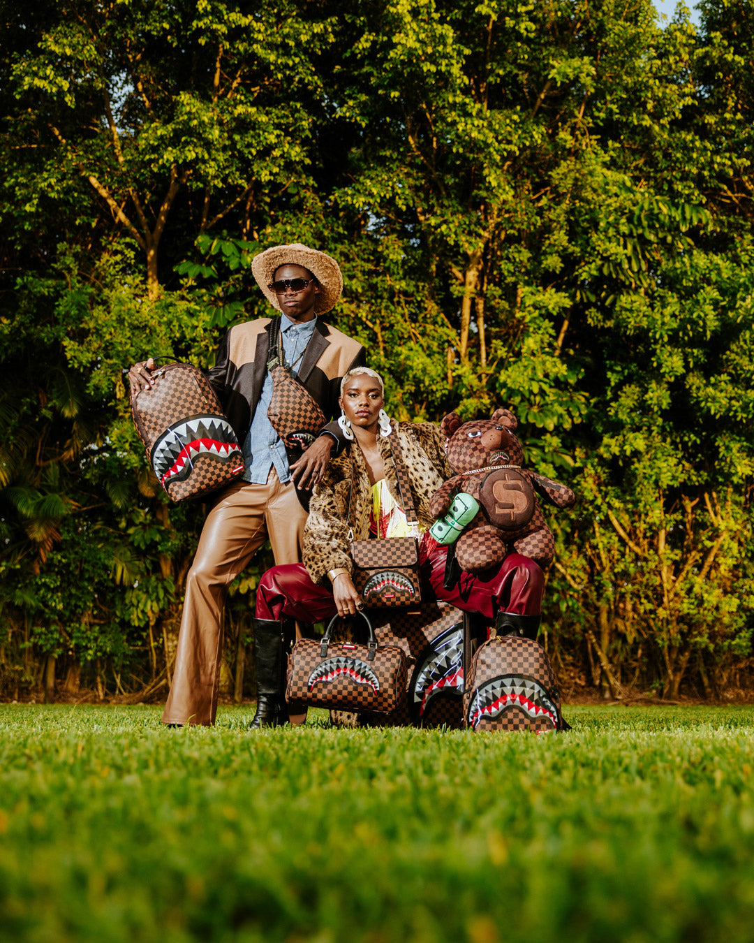 LENTICULAR EFFECTS MESSENGER SLING