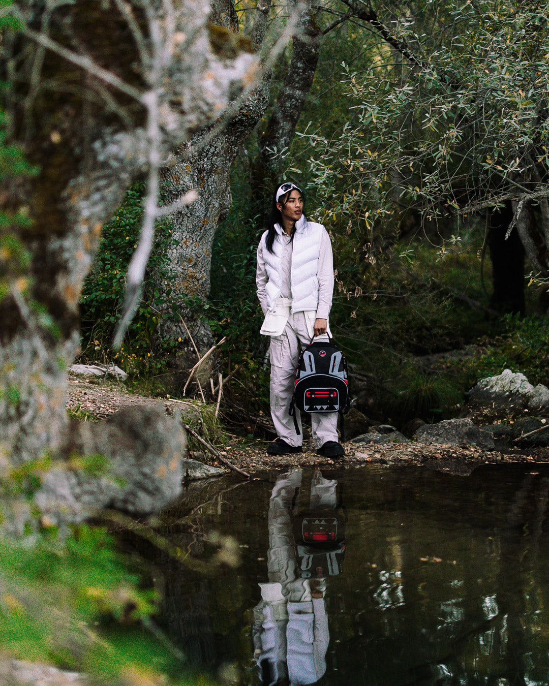 SKY HIGH SEEKERS ARCTIC DELUXE BACKPACK