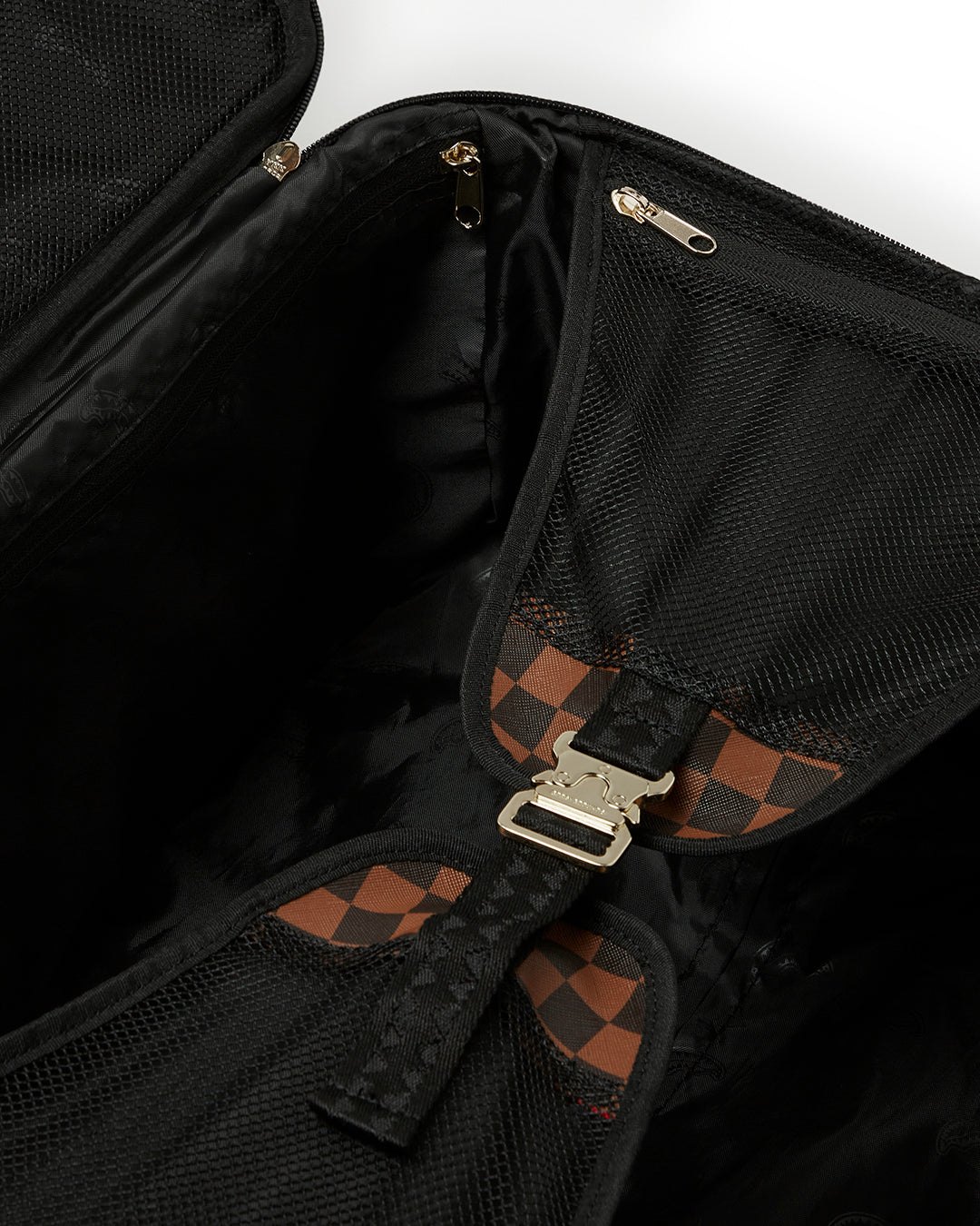 HENNY LOCK SHARKS IN PARIS JETSETTER CARRY-ON LUGGAGE