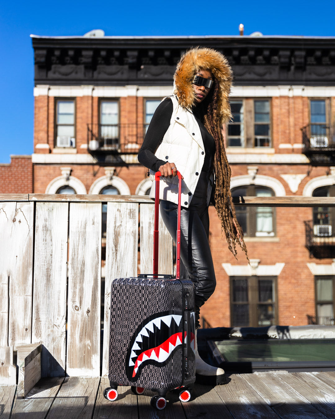 SPRAYGATTI REVV SHARKNAUTICS HARDSHELL CARRY-ON LUGGAGE