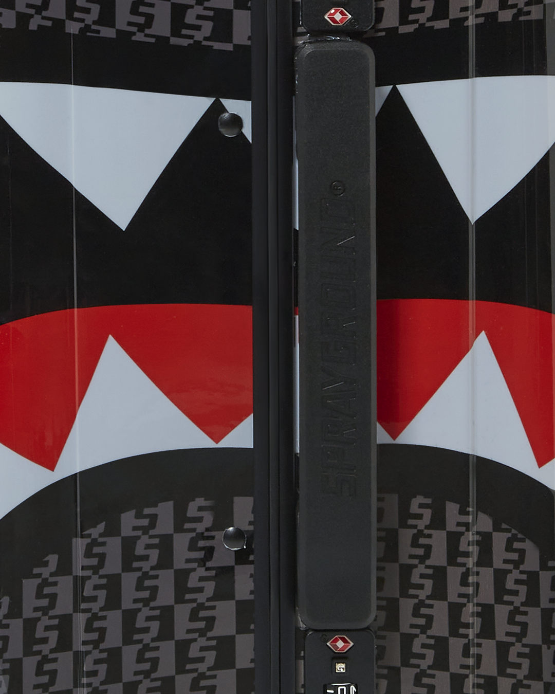 SPRAYGATTI REVV SHARKNAUTICS HARDSHELL CARRY-ON LUGGAGE