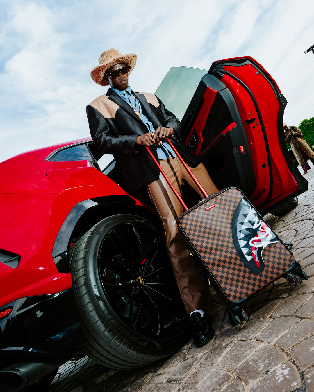 LENTICULAR EFFECTS SOFT SHELL CARRY-ON LUGGAGE