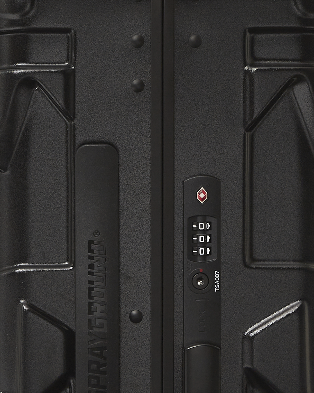 NIGHTSHARKS WORLDWIDE SHARKITECTURE CARRY-ON LUGGAGE