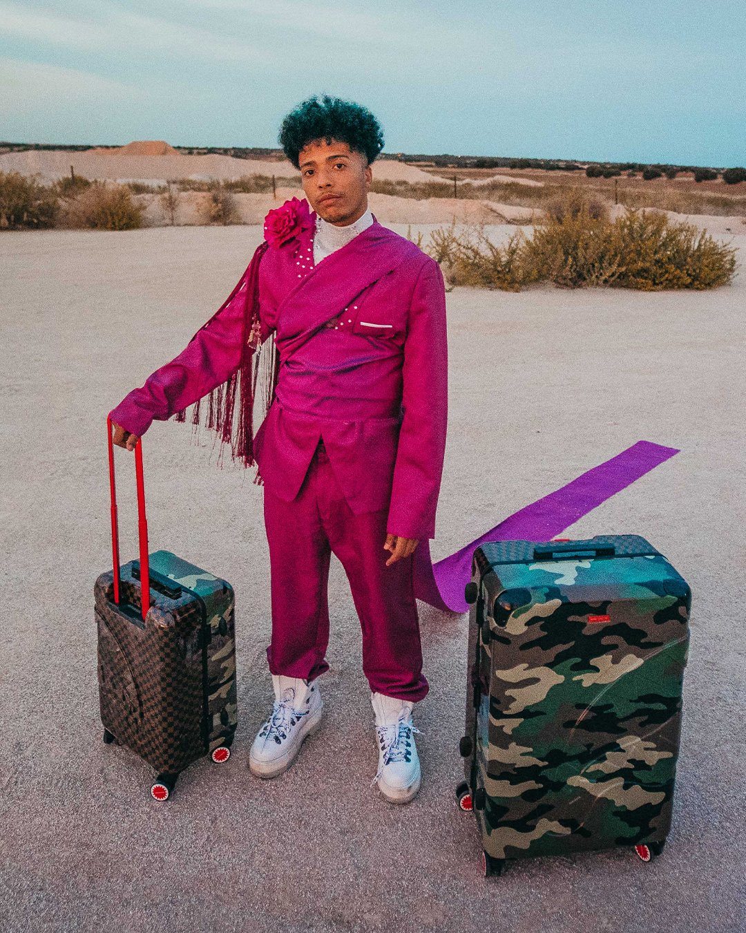 JUNGLE PARIS 29.5” FULL-SIZE SHARKITECTURE LUGGAGE