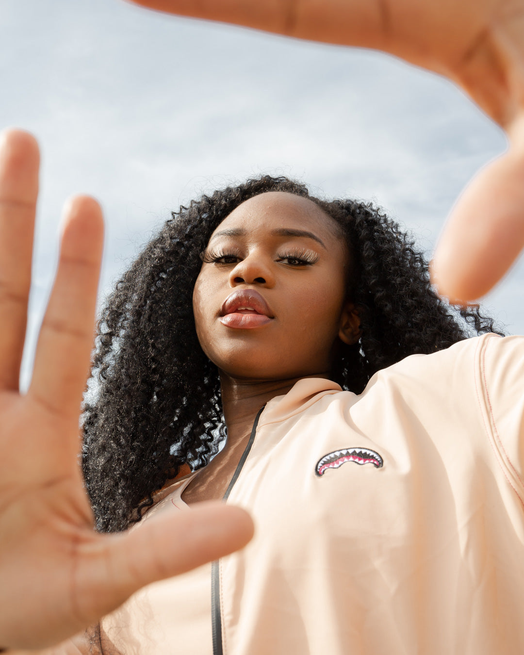 SHARK SLIM JACKET (SAND)