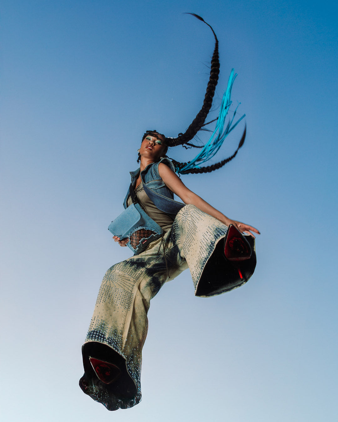 SHORES OF ITALY MESSENGER SLING