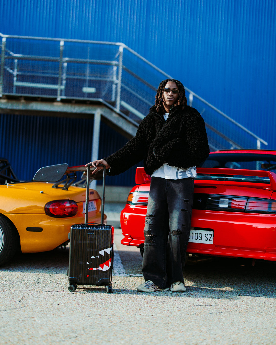 SPEED SHARK SIDE SWIPE HARD SHELL CARRY-ON LUGGAGE