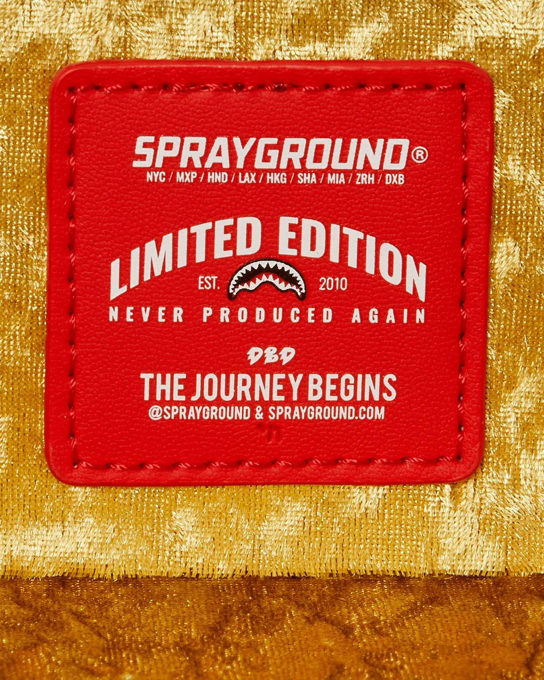 SHARKS OF THE GOLD OCEAN JEWELRY CASE