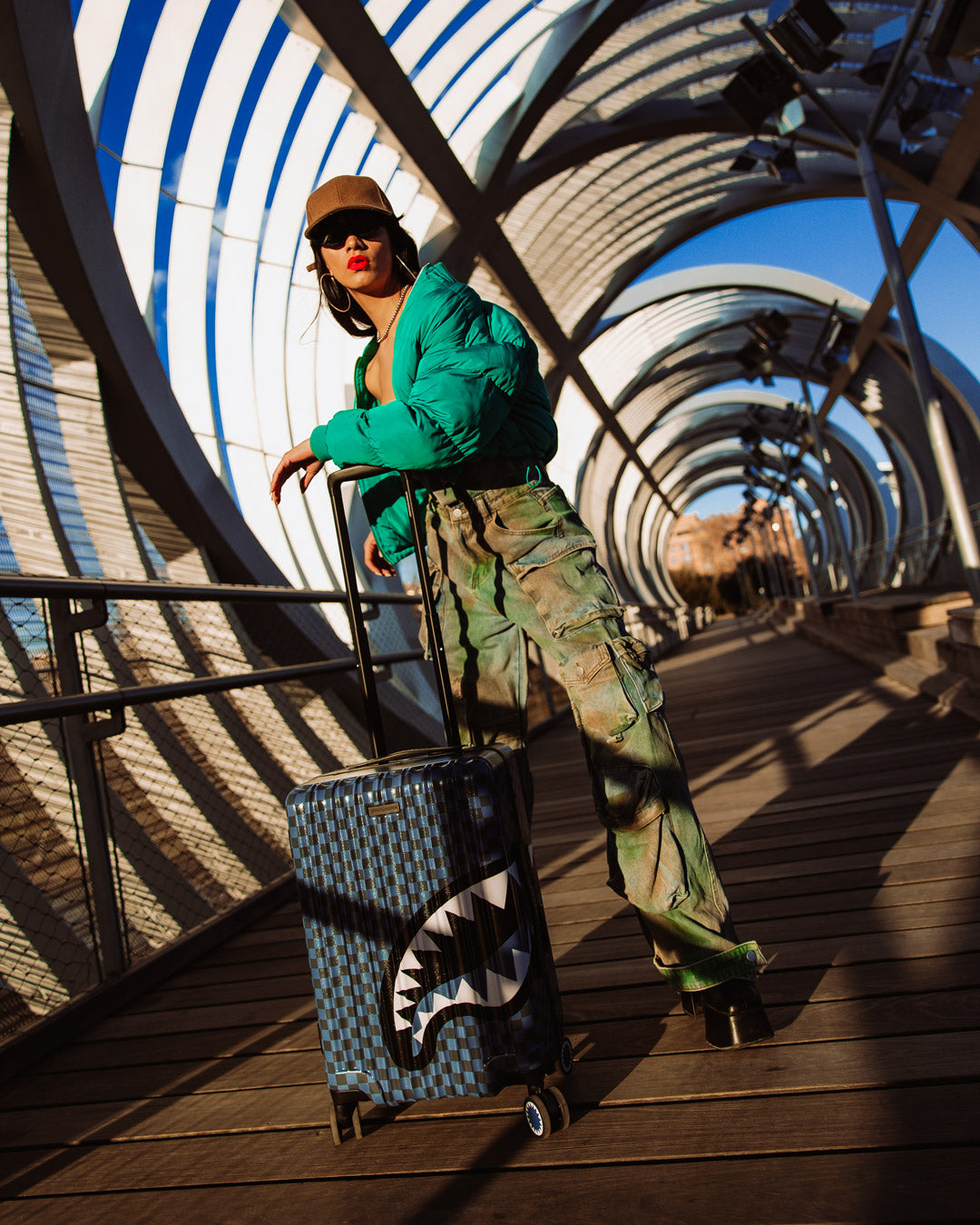 MIDNIGHT MAGIC SHARKS IN PARIS HARD SHELL CARRY-ON LUGGAGE